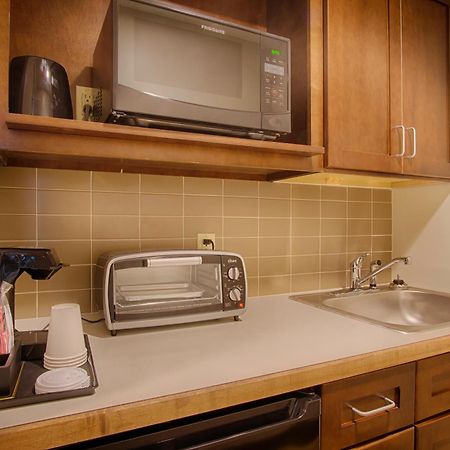 Sun & Ski Inn And Suites Stowe Phòng bức ảnh