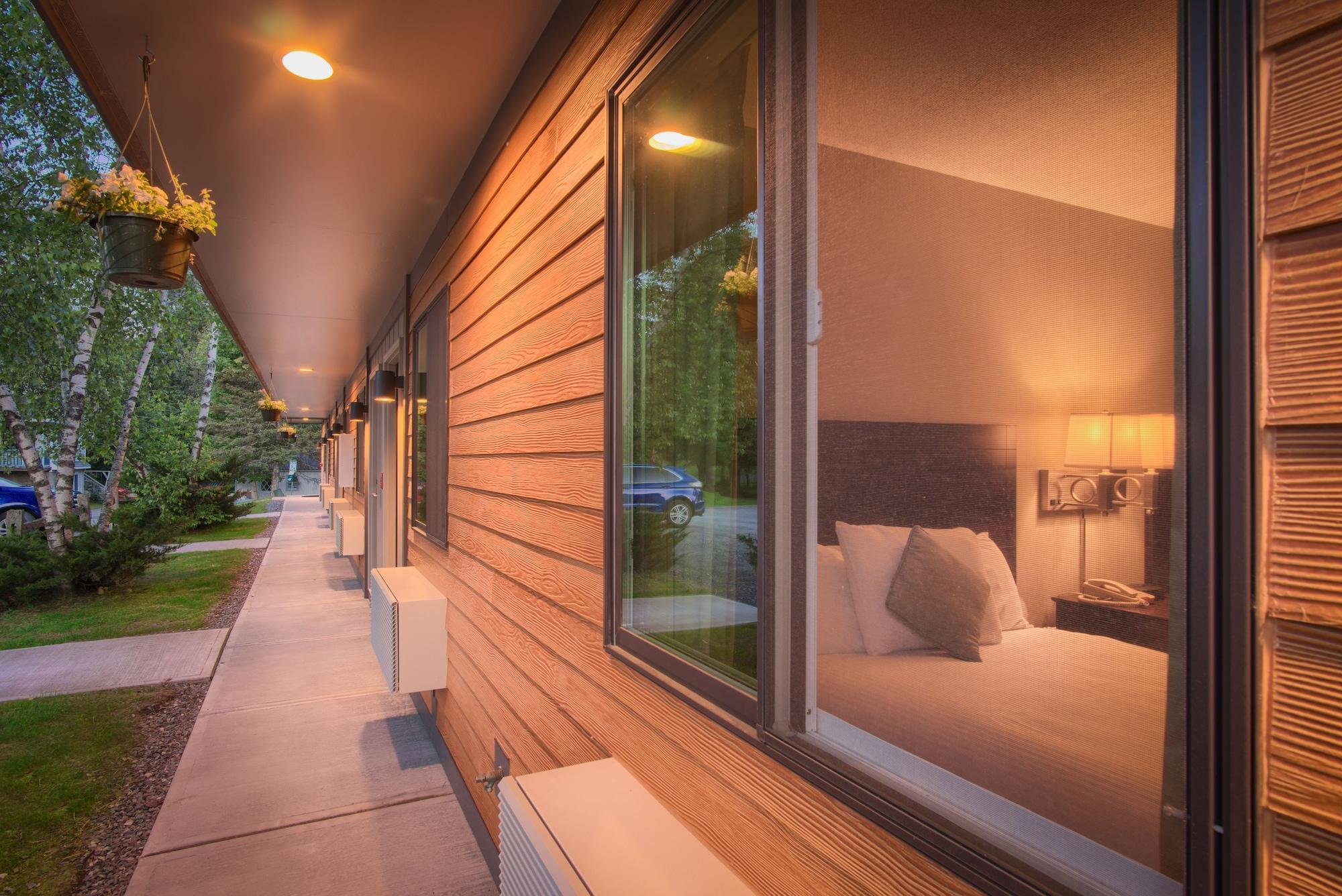 Sun & Ski Inn And Suites Stowe Ngoại thất bức ảnh