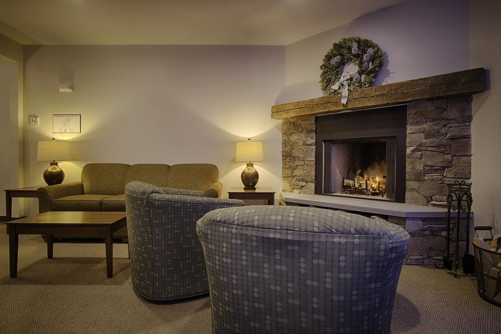 Sun & Ski Inn And Suites Stowe Ngoại thất bức ảnh